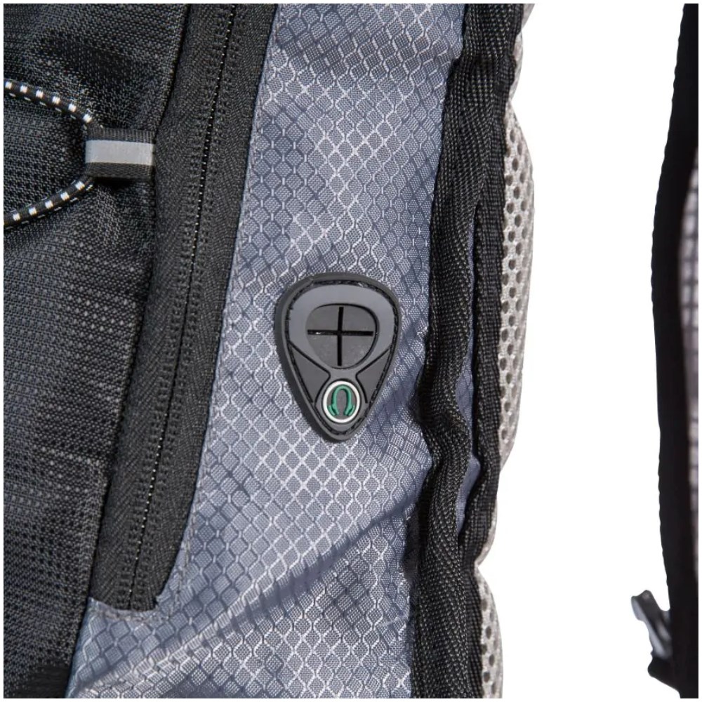 Trespass Mirror Hydration Backpack 15 L - Silver Reflective - Image 5