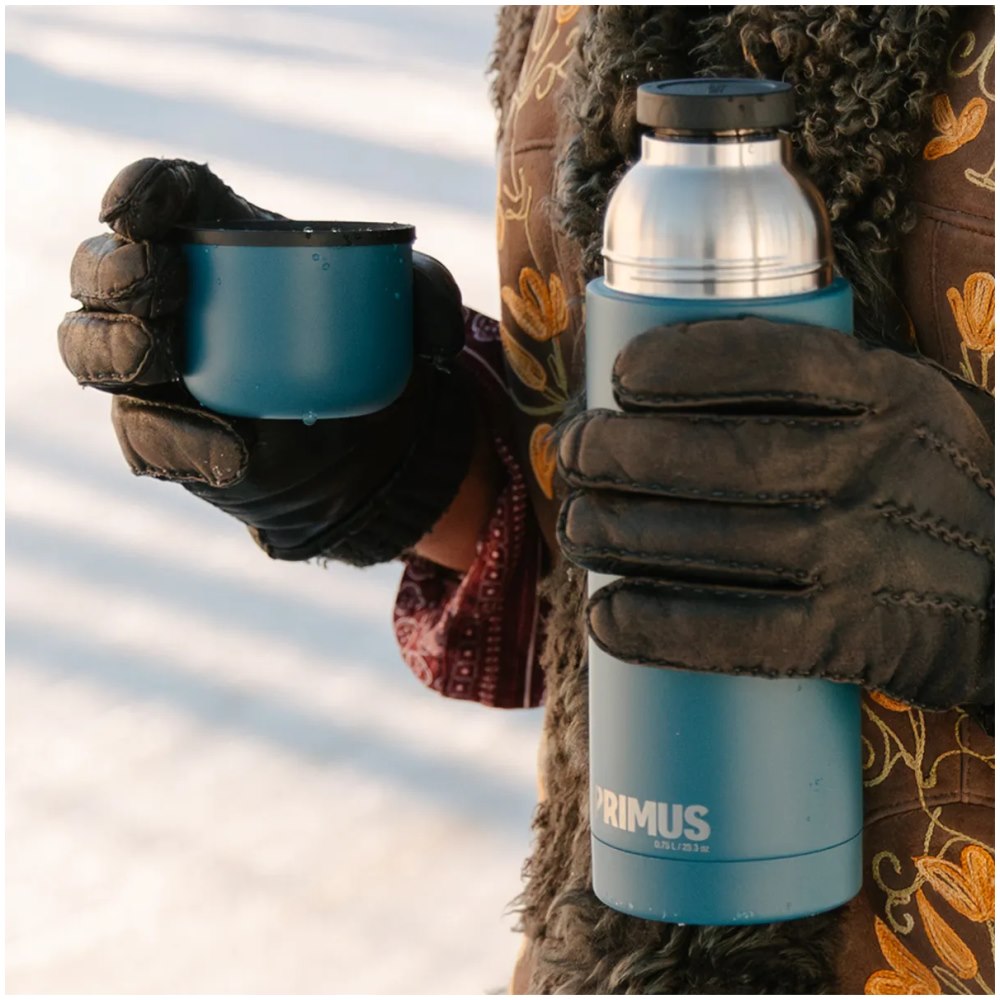 Primus Classic Light Vacuum Bottle 750ml (Summit Blue) - Image 1