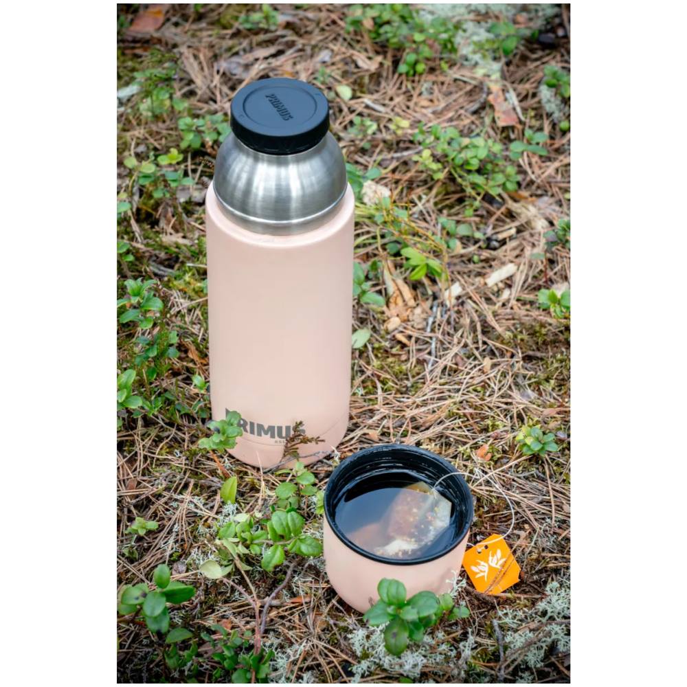 Primus Classic Light Vacuum Bottle 500ml (Pale Peach) - Image 1
